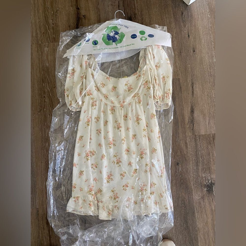 Reformation Cream Floral Dress Sz Small